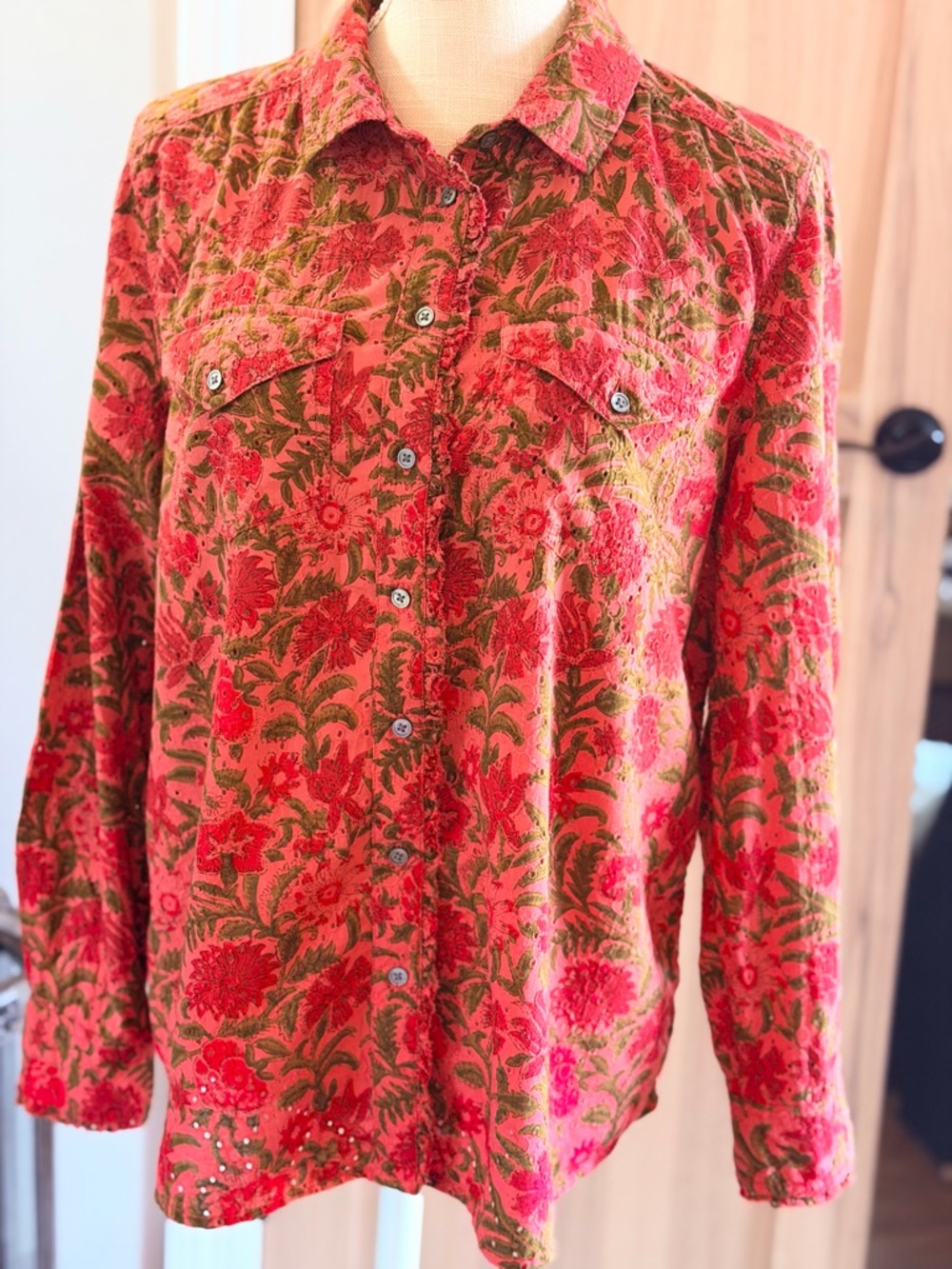 Sundance Rhea Floral Button Down Shirt. Eyelet | Long Sleeve | Women’s Sz-XS